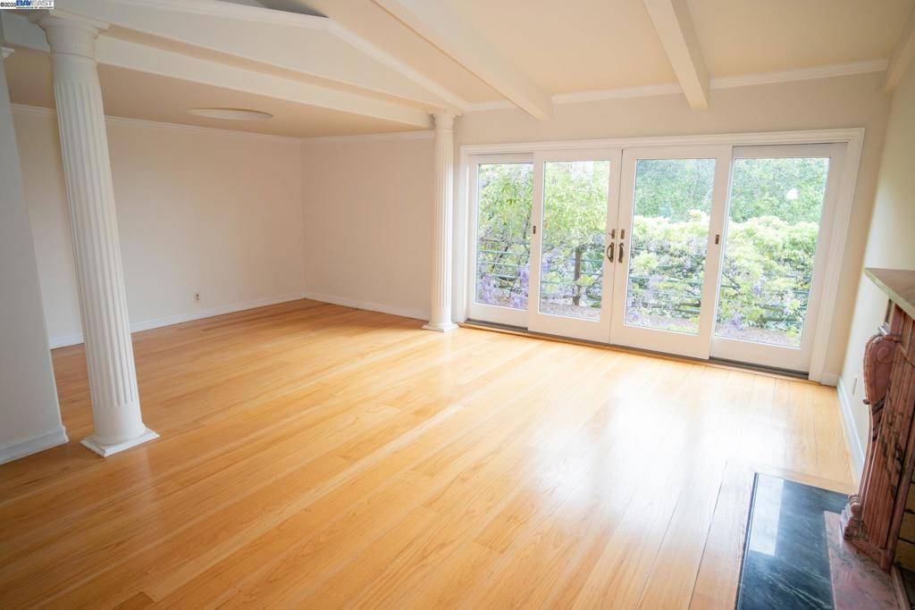 Address not disclosed Piedmont, CA 94611
