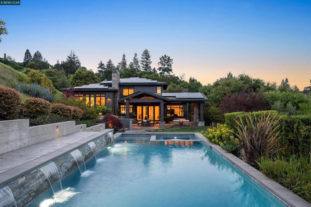 Orinda, CA 94563,38 Valley View Dr