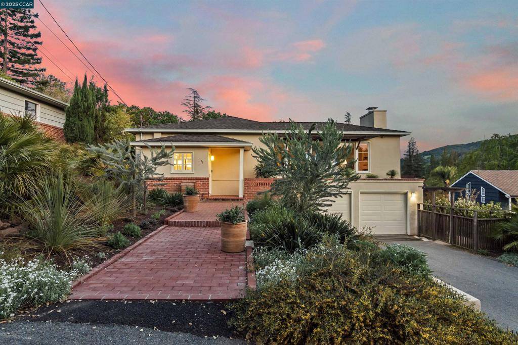 Orinda, CA 94563,52 Acacia Dr