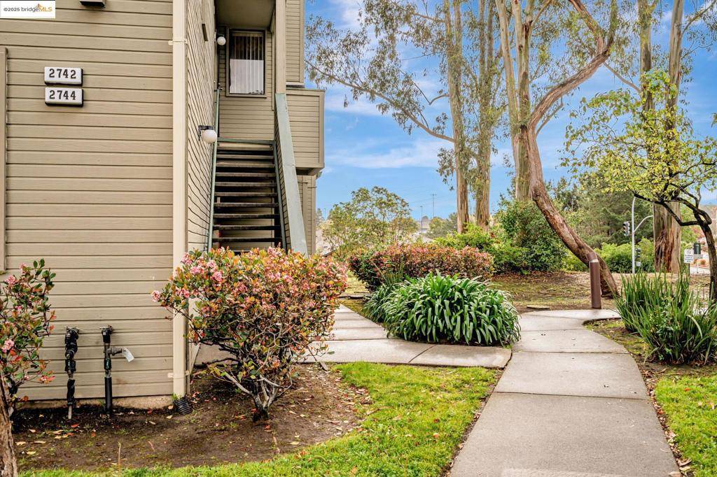 Richmond, CA 94806,2742 East Ct