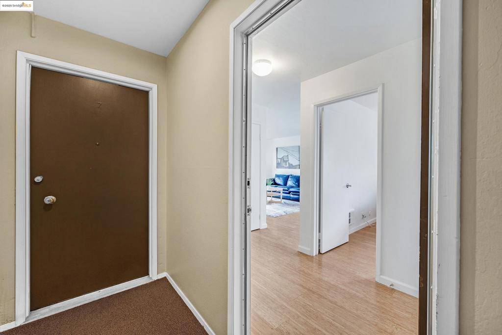 Berkeley, CA 94709-1643,2201 Virginia Street #006