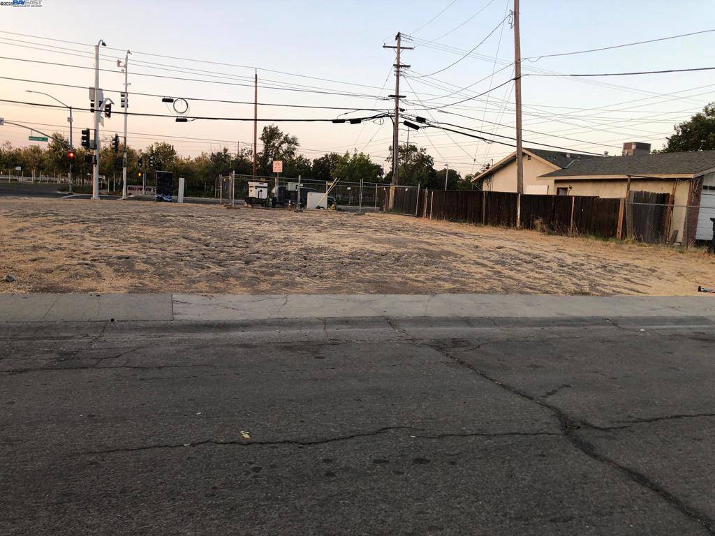 Sacramento, CA 95832-1548,3361 Jola Circle