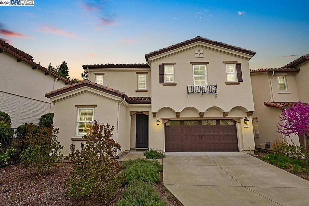 Moraga, CA 94556,13 Kendall Cir