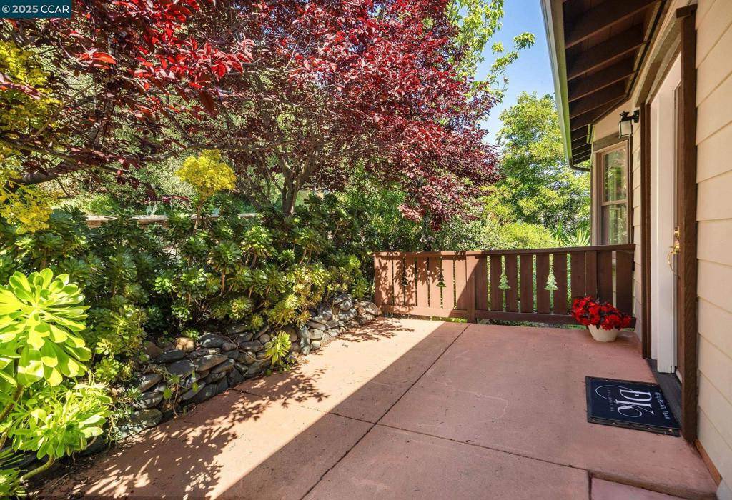 Crockett, CA 94525,645 Heald Ct