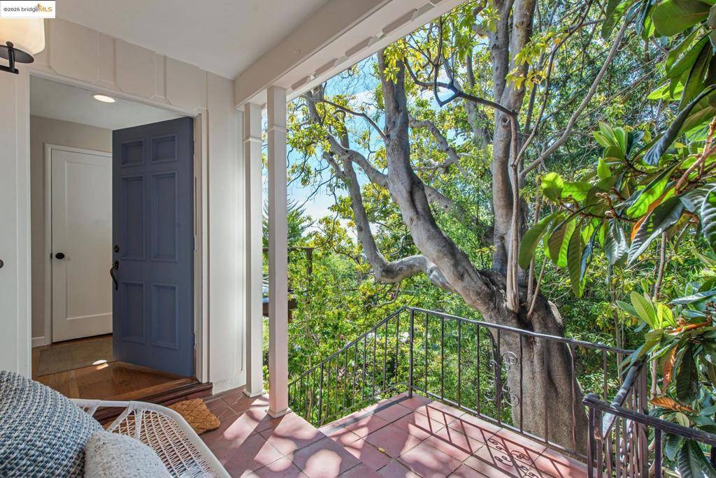 Berkeley, CA 94707,929 Spruce St