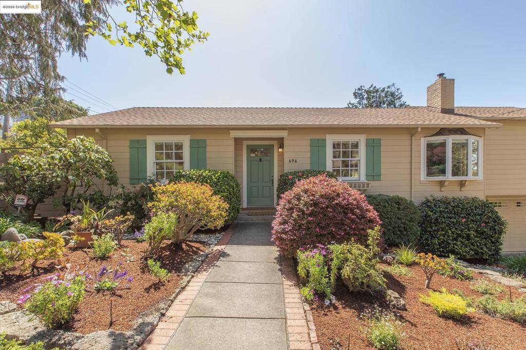 Kensington, CA 94708-1046,696 Oberlin Ave