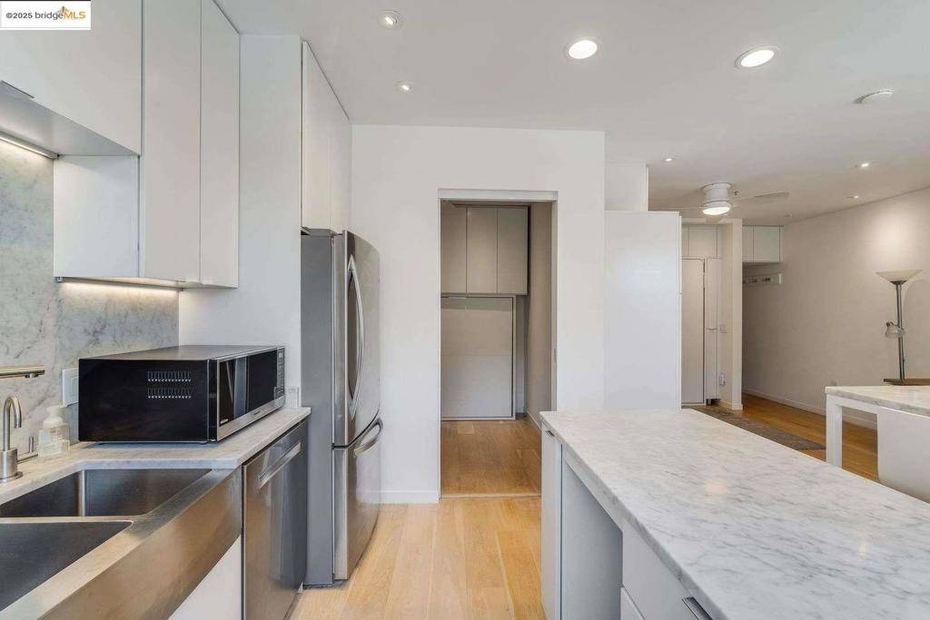 Berkeley, CA 94709,1849 Shattuck AVE #201