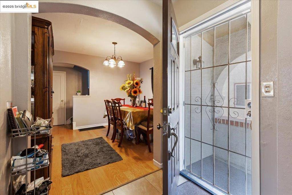 Oakland, CA 94621,1576 76Th Ave