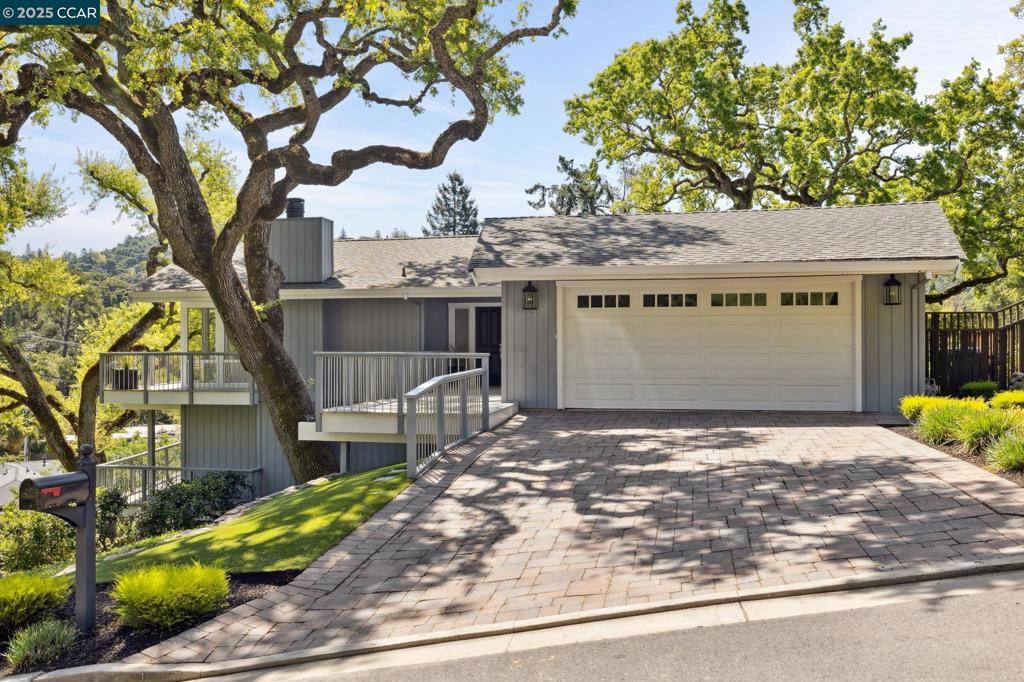 Orinda, CA 94563-1101,25 Coachwood Terrace