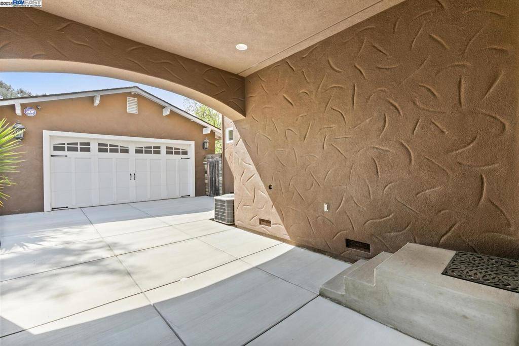 Livermore, CA 94550,2391 Palm Ave