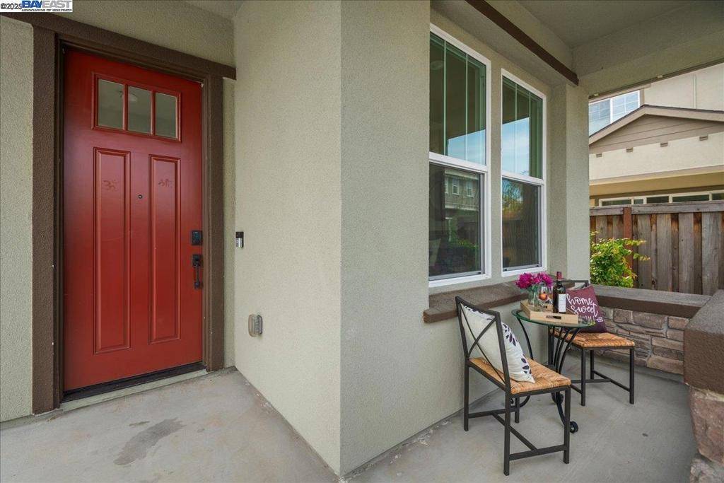 Fremont, CA 94538-1100,39009 Bernadine Dutra Cmn
