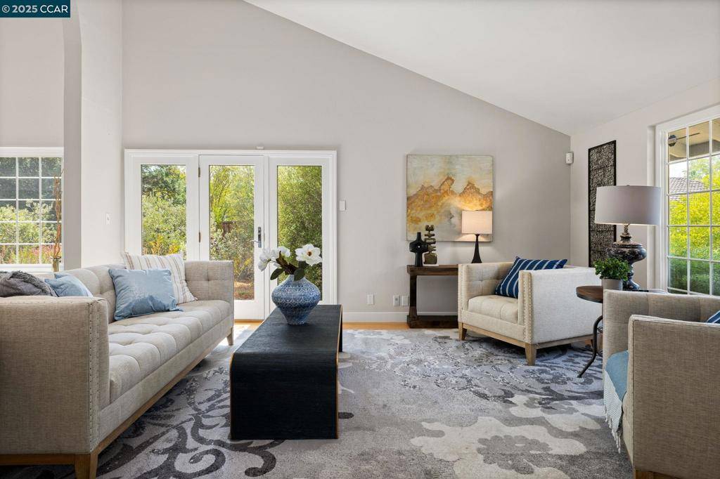 Walnut Creek, CA 94596,1092 Hillendale Ct