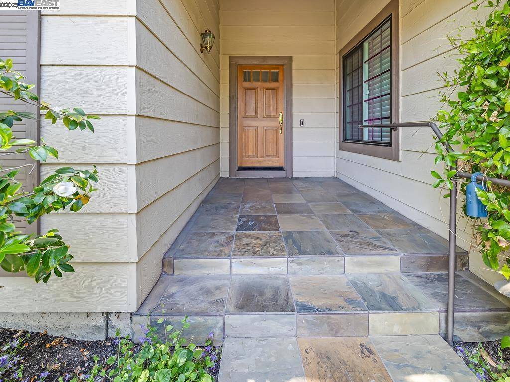 Pleasanton, CA 94566,4682 Laramie Gate Ct