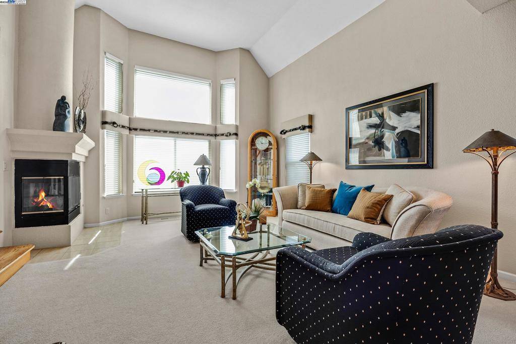 Pleasanton, CA 94566-6306,3095 Crestablanca Drive
