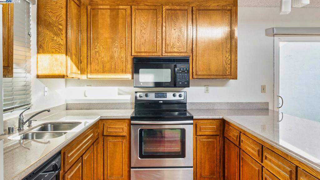 Union City, CA 94587,34915 Osprey Dr