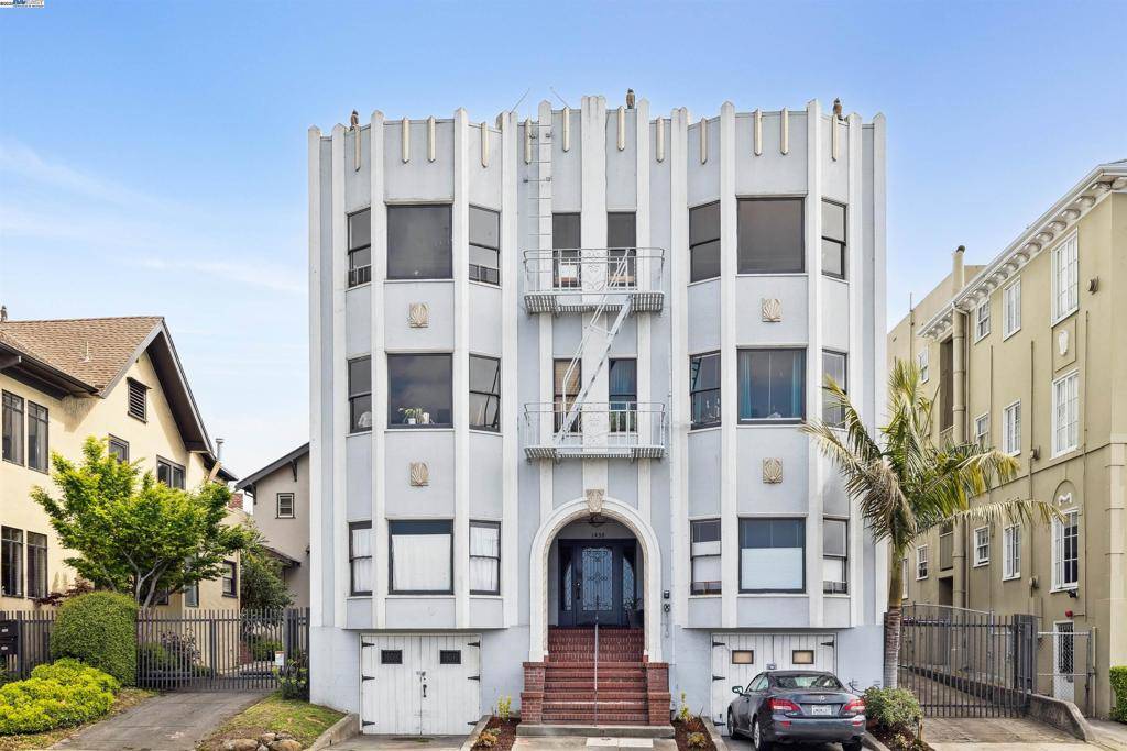Oakland, CA 94606,1438 Lakeshore Ave #6