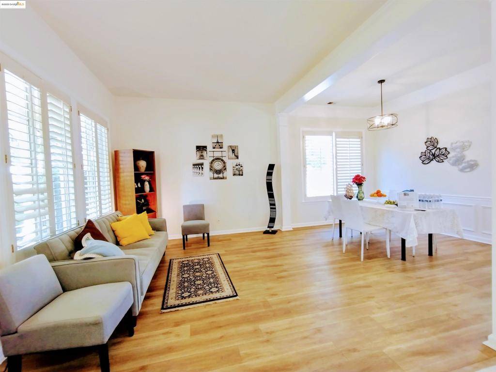 Antioch, CA 94509,601 Doolittle Way