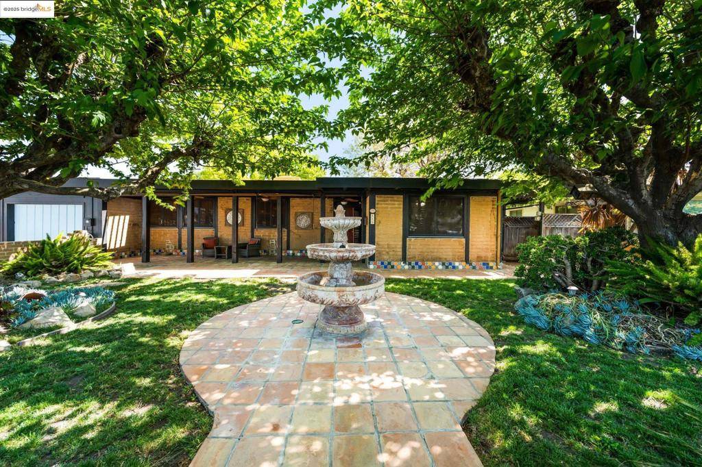 Brentwood, CA 94513,220 Rolando Ave