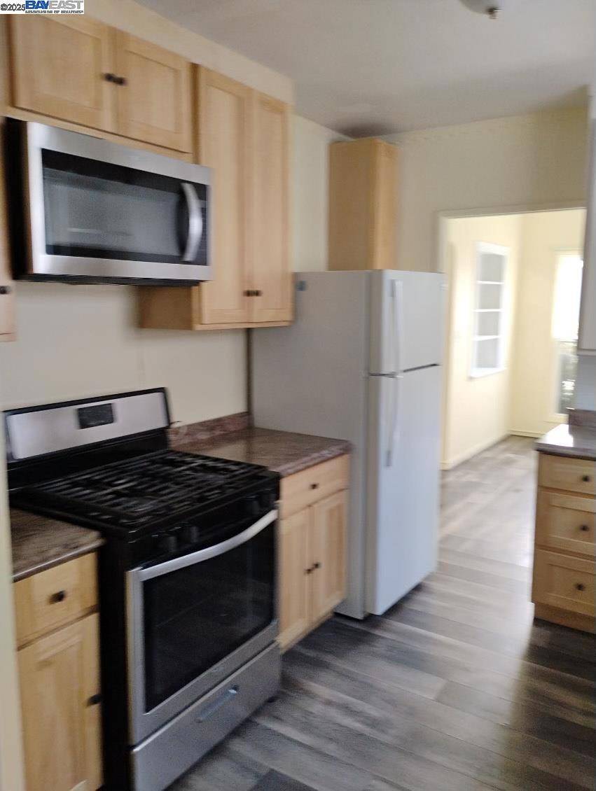 Oakland, CA 94603-2247,8120 Idlewood St.