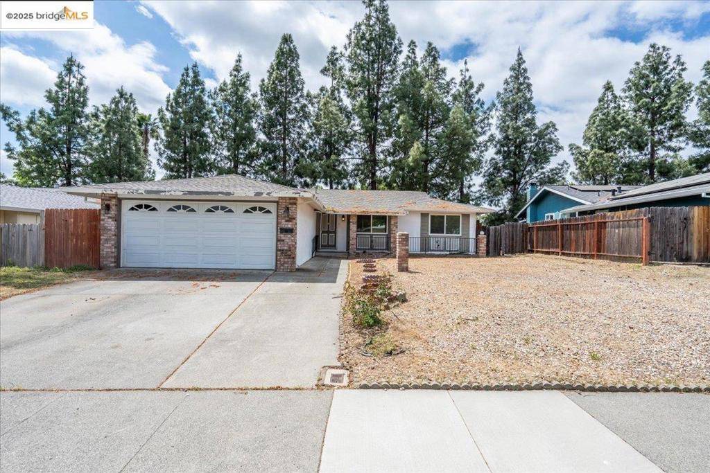 Vacaville, CA 95687,590 silver dr