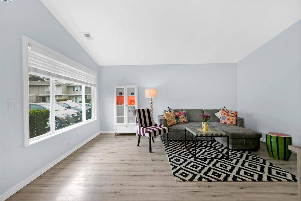 San Lorenzo, CA 94580,179 Loma Verde Dr
