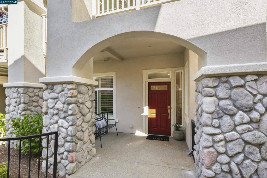 Walnut Creek, CA 94595,2988 Saklan Indian Dr