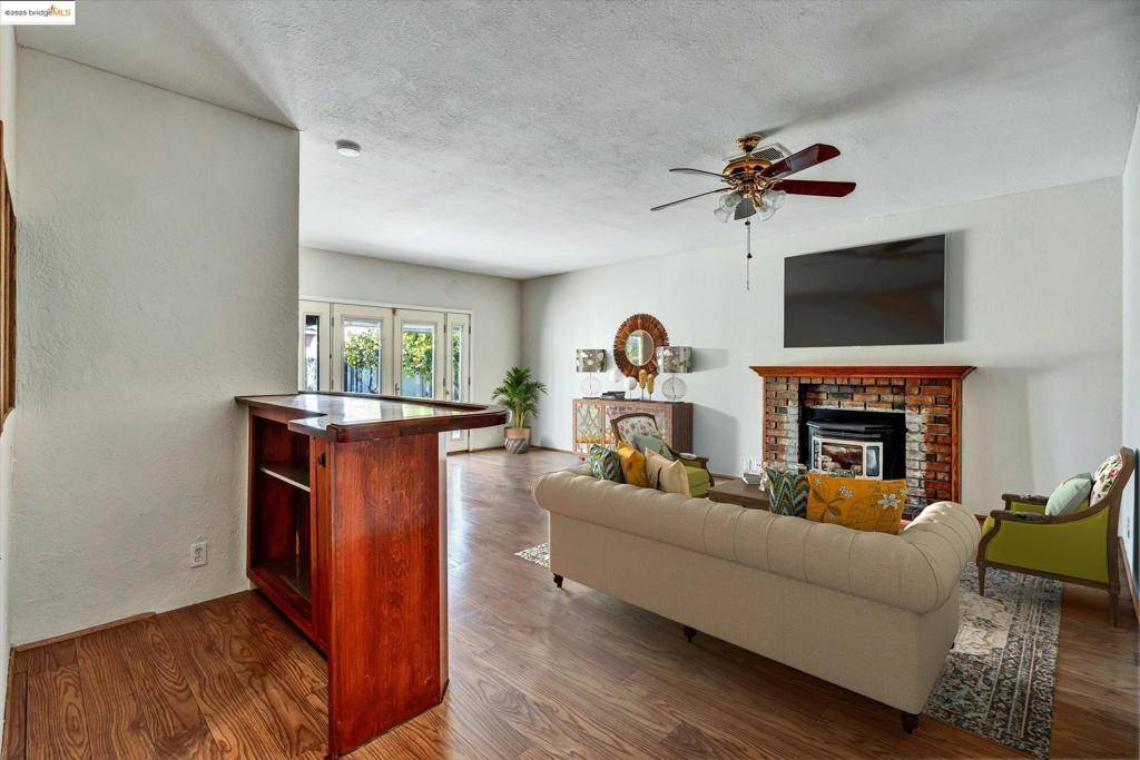 32252 Coronation Dr Union City, CA 94587