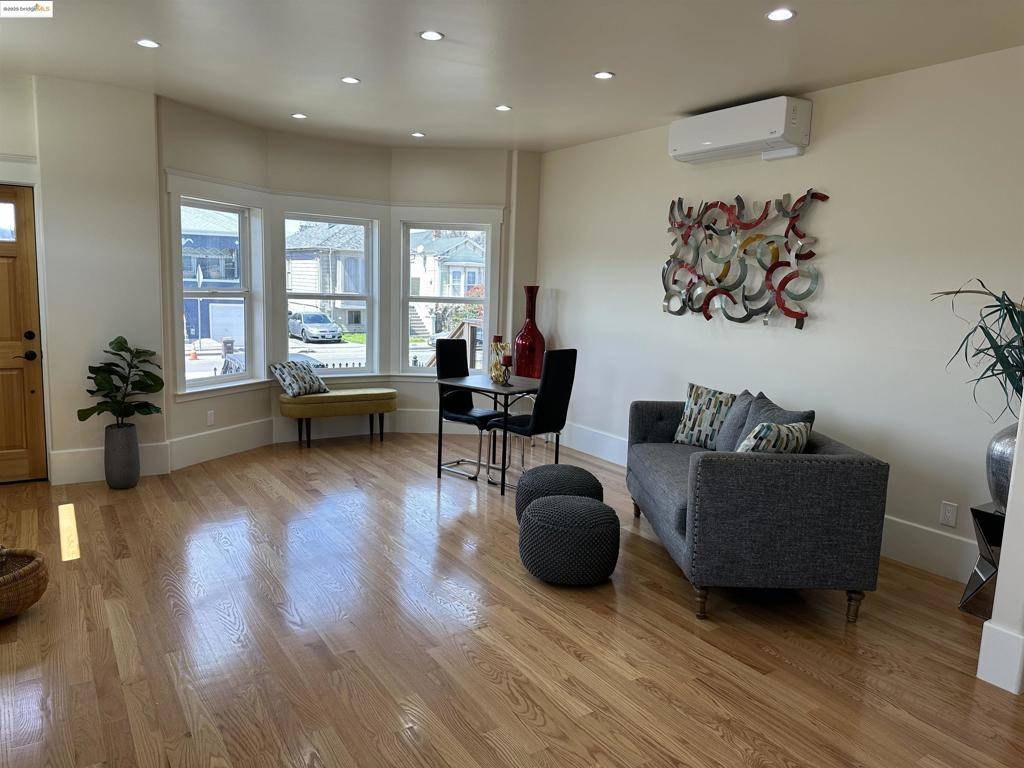 Oakland, CA 94608,3508 Adeline Street