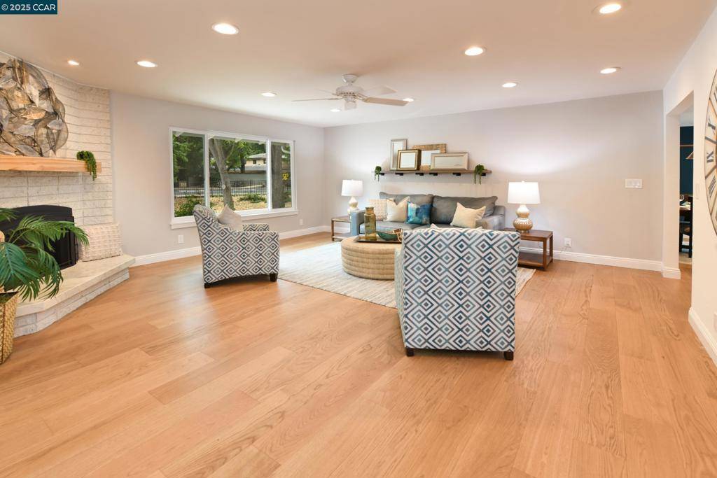 Walnut Creek, CA 94595,2200 Tice Valley Blvd