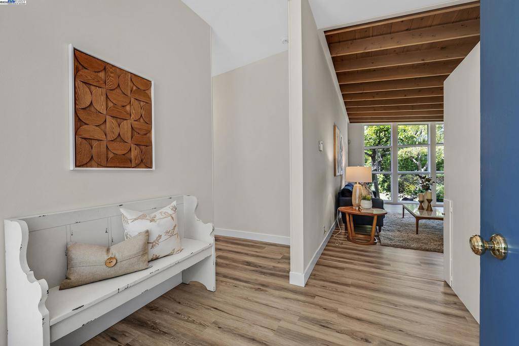 San Leandro, CA 94577,850 Fulton Ave