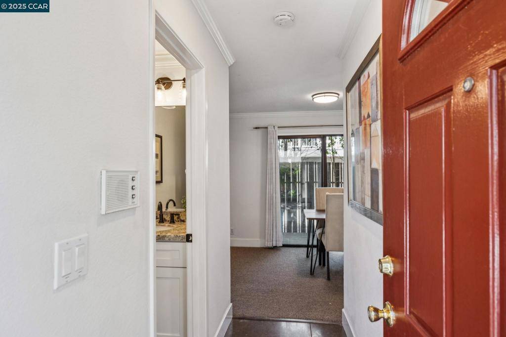 Lafayette, CA 94549,940 Dewing Ave #B