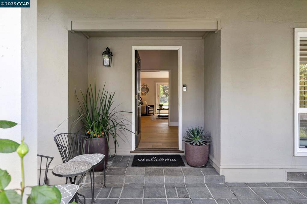 Alamo, CA 94507,176 La Sonoma Way