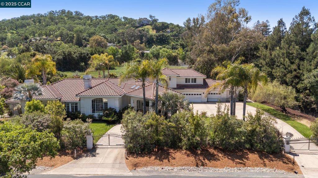 Walnut Creek, CA 94598,195 Pine Creek Rd