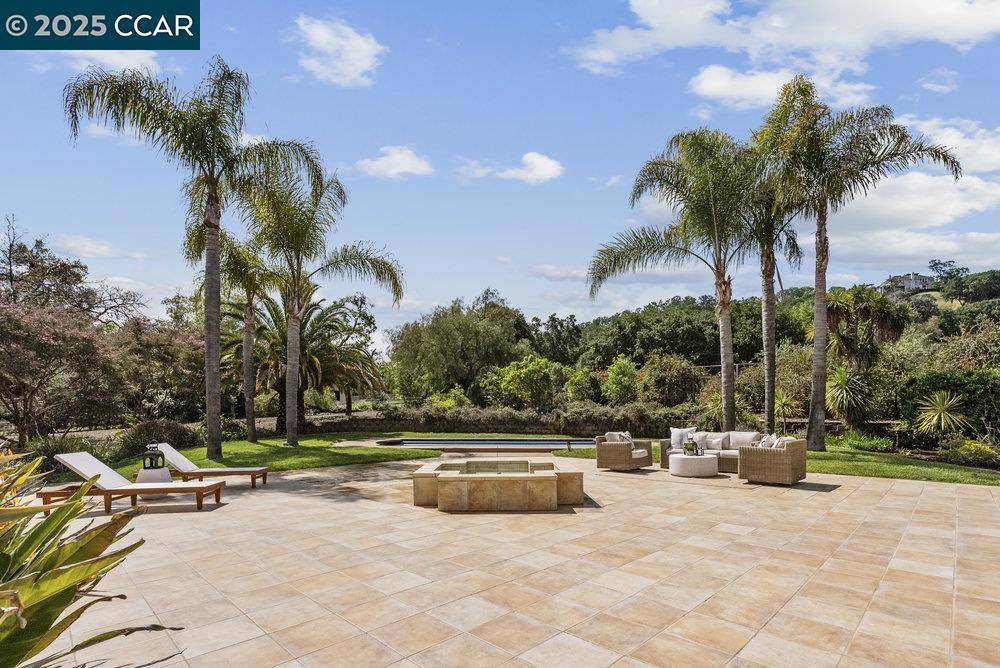 Walnut Creek, CA 94598,195 Pine Creek Rd