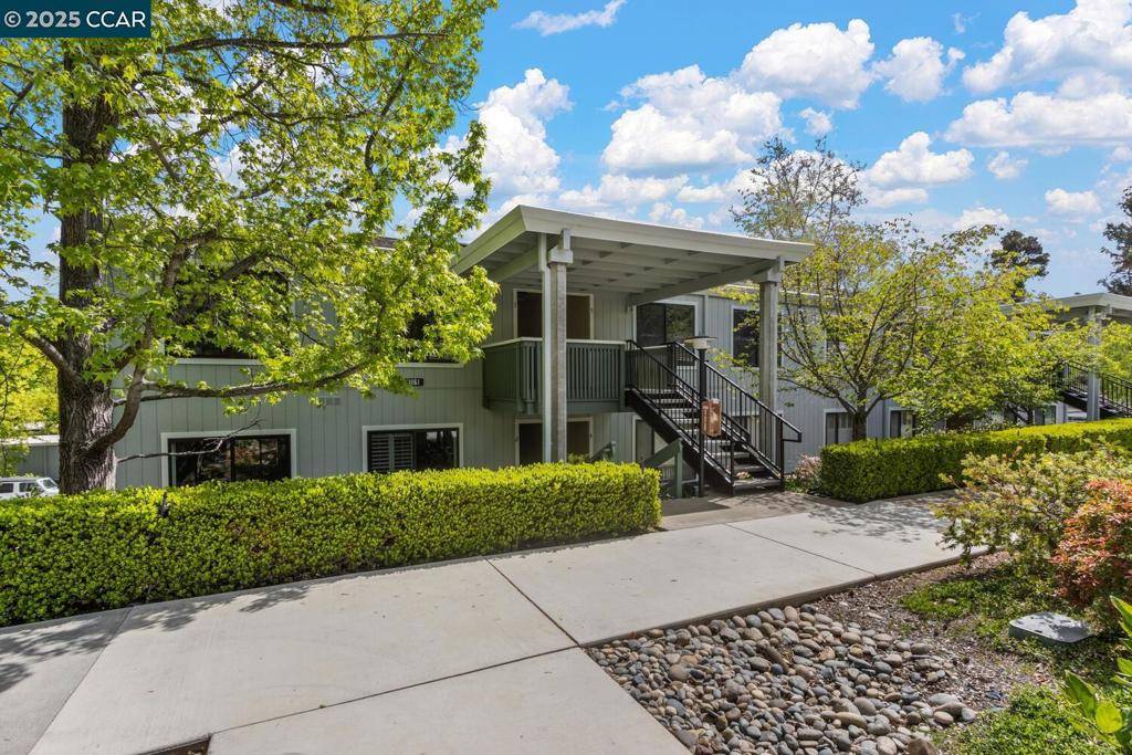 Walnut Creek, CA 94595,1161 Leisure Ln ##1