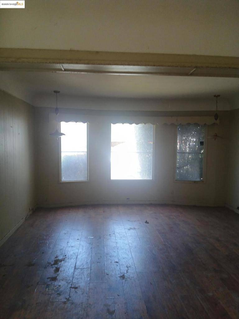Oakland, CA 94601,4075 Mera St