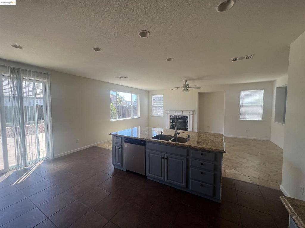 Oakley, CA 94561,74 Vella Cir