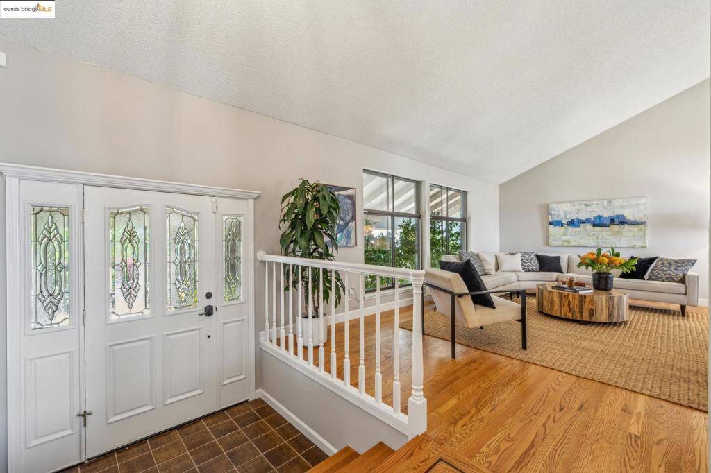 Crockett, CA 94525-1437,267 Duperu