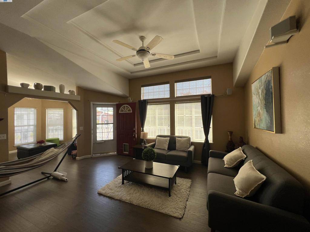 Sunnyvale, CA 94089,1225 Vienna Dr