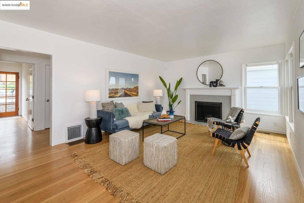 Richmond, CA 94805,636 Humboldt ST