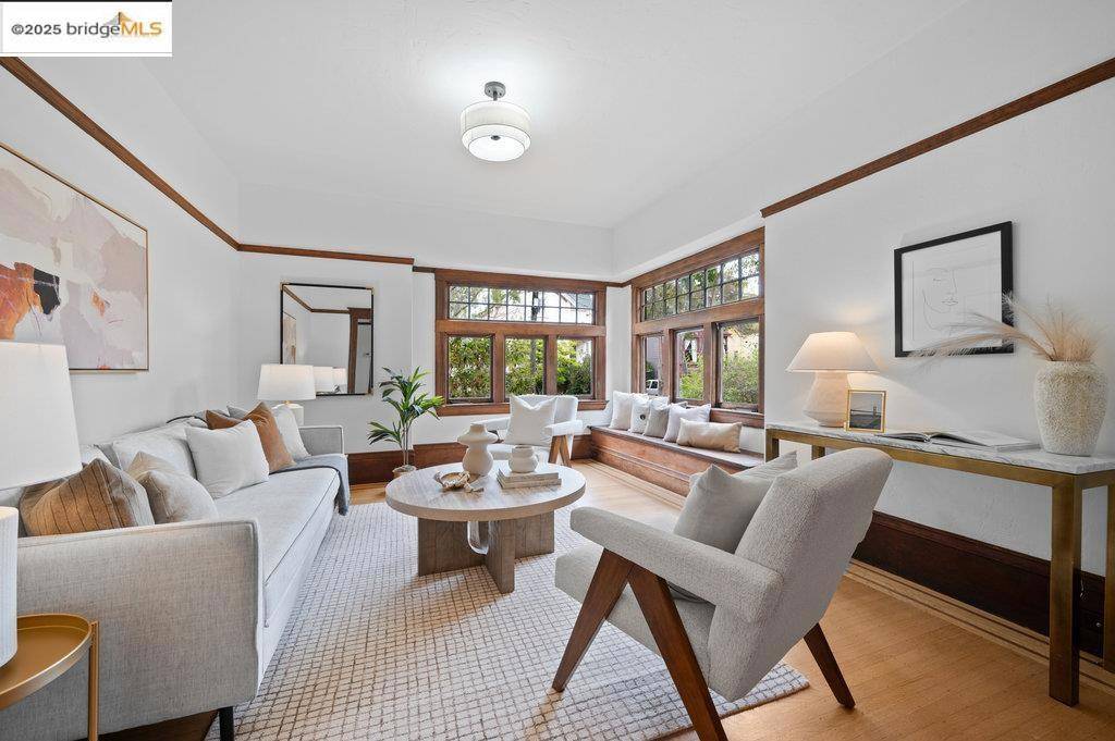 Berkeley, CA 94705,2914 Lorina St