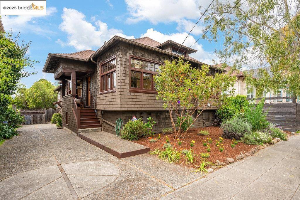 Berkeley, CA 94705,2914 Lorina St