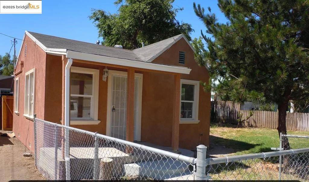 Antioch, CA 94509,327 W 20Th St