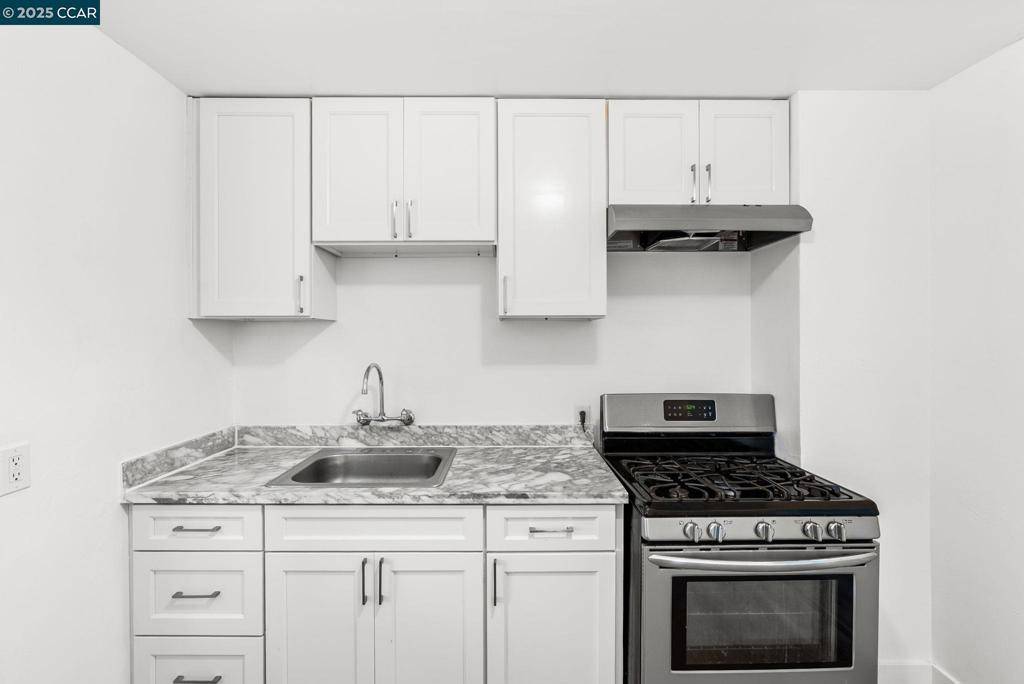 Martinez, CA 94553,2220 S Crest Ave