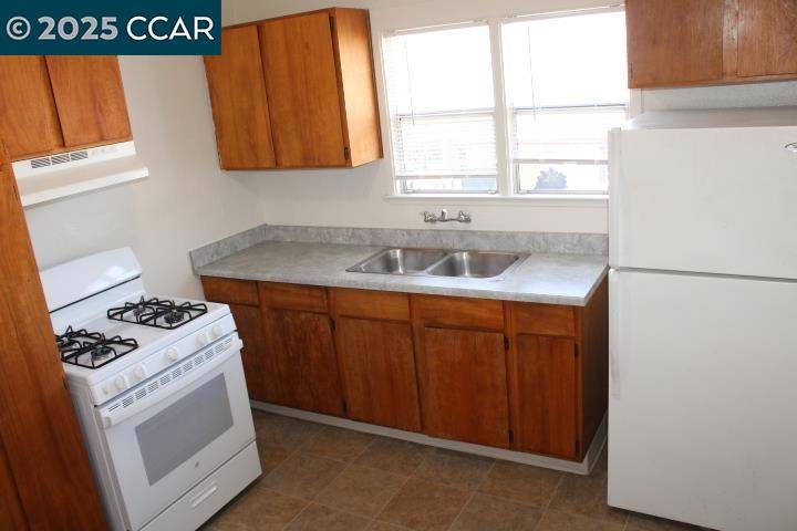 Richmond, CA 94804,5918 ALAMEDA AVE.