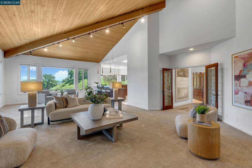 1121 Eagle Nest Ct Danville, CA 94506