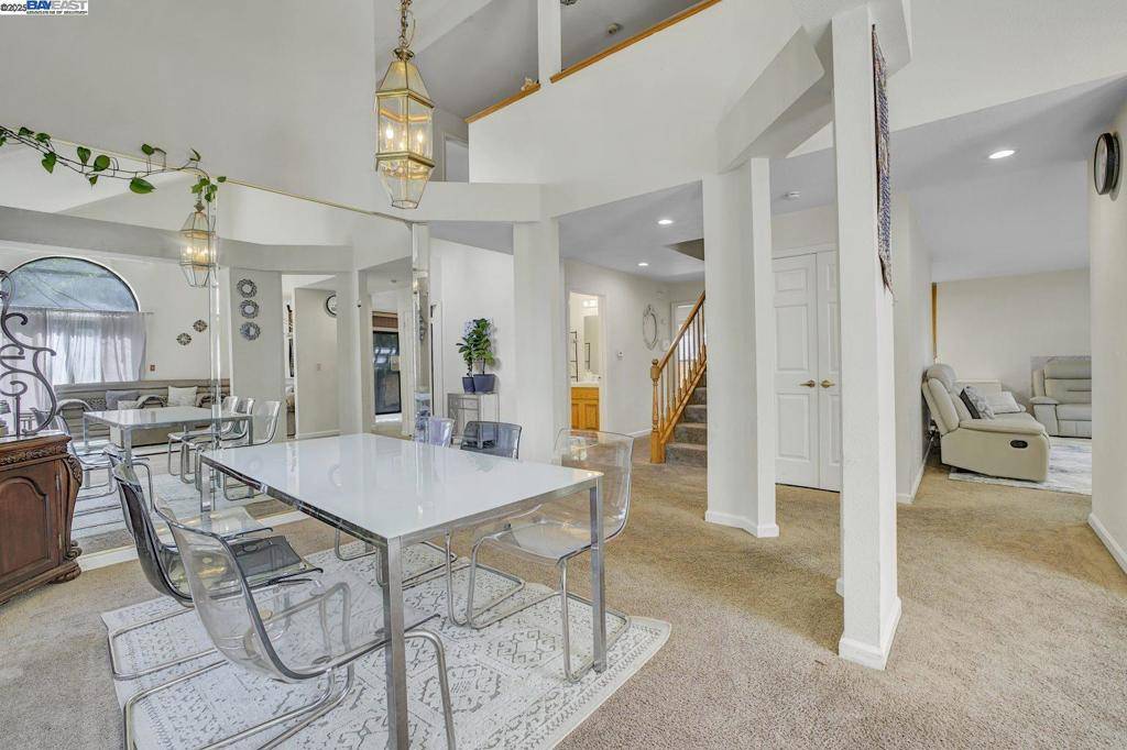 Fremont, CA 94536,38179 Acacia Ct