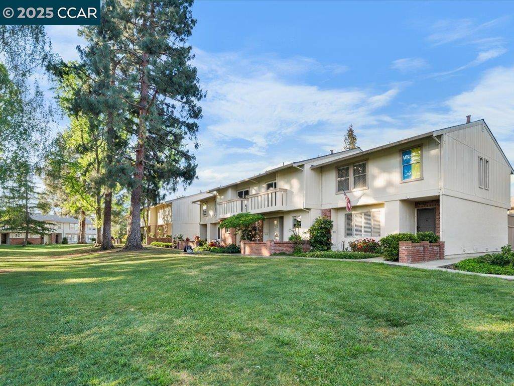 Concord, CA 94521,1818 Wildbrook Ct #C