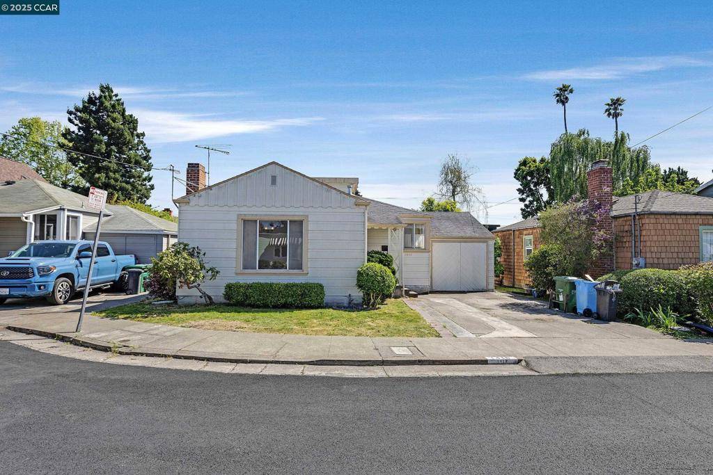 Berkeley, CA 94702,1416 Acroft Ct