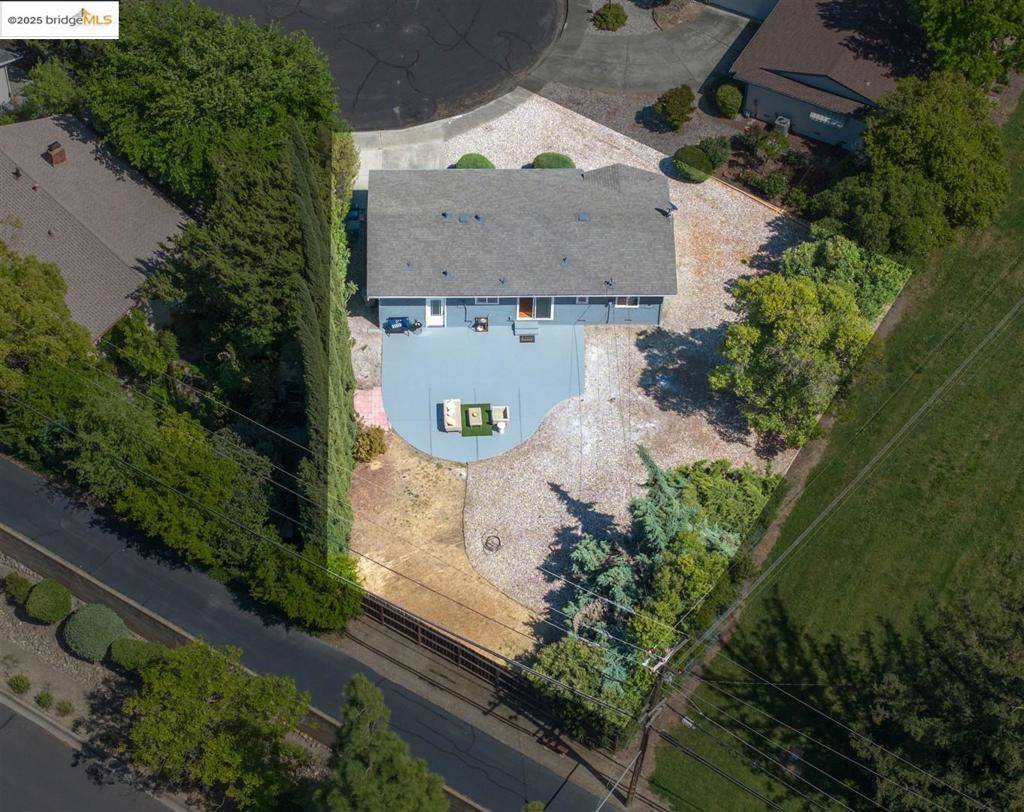 Vacaville, CA 95687,140 Glacier Cir